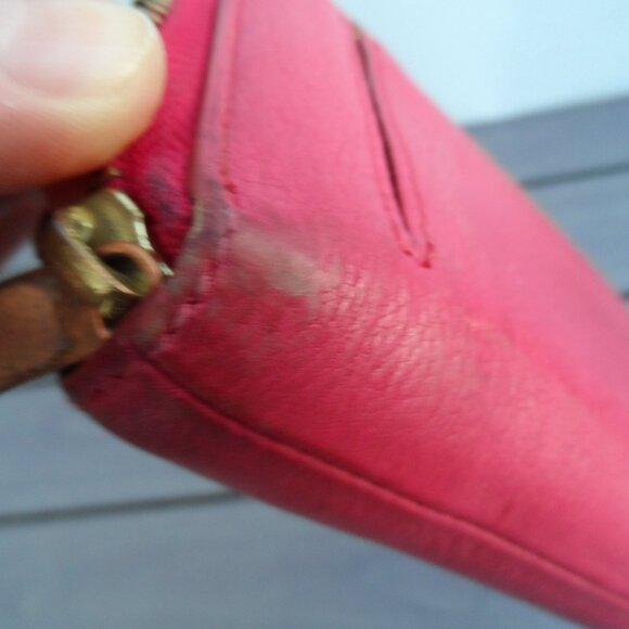 Fossil - Genuine Leather Wallet . - Picture 10 of 15